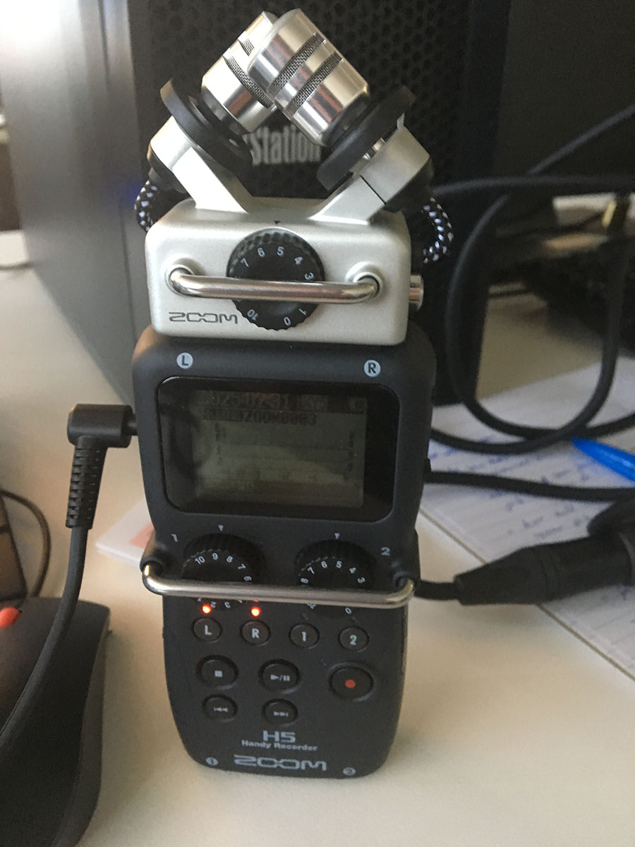 zoom h5 recorder in the classroom with paper and cords